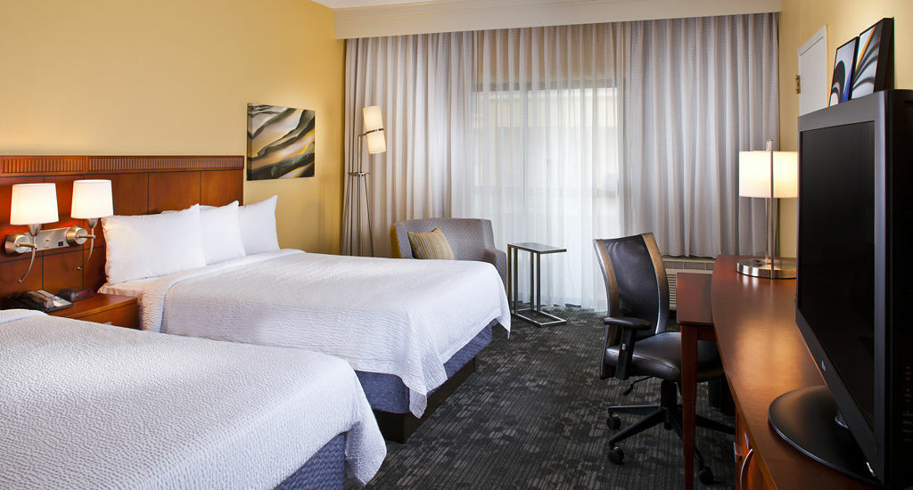 Courtyard By Marriott Huntsville University Drive Exteriör bild